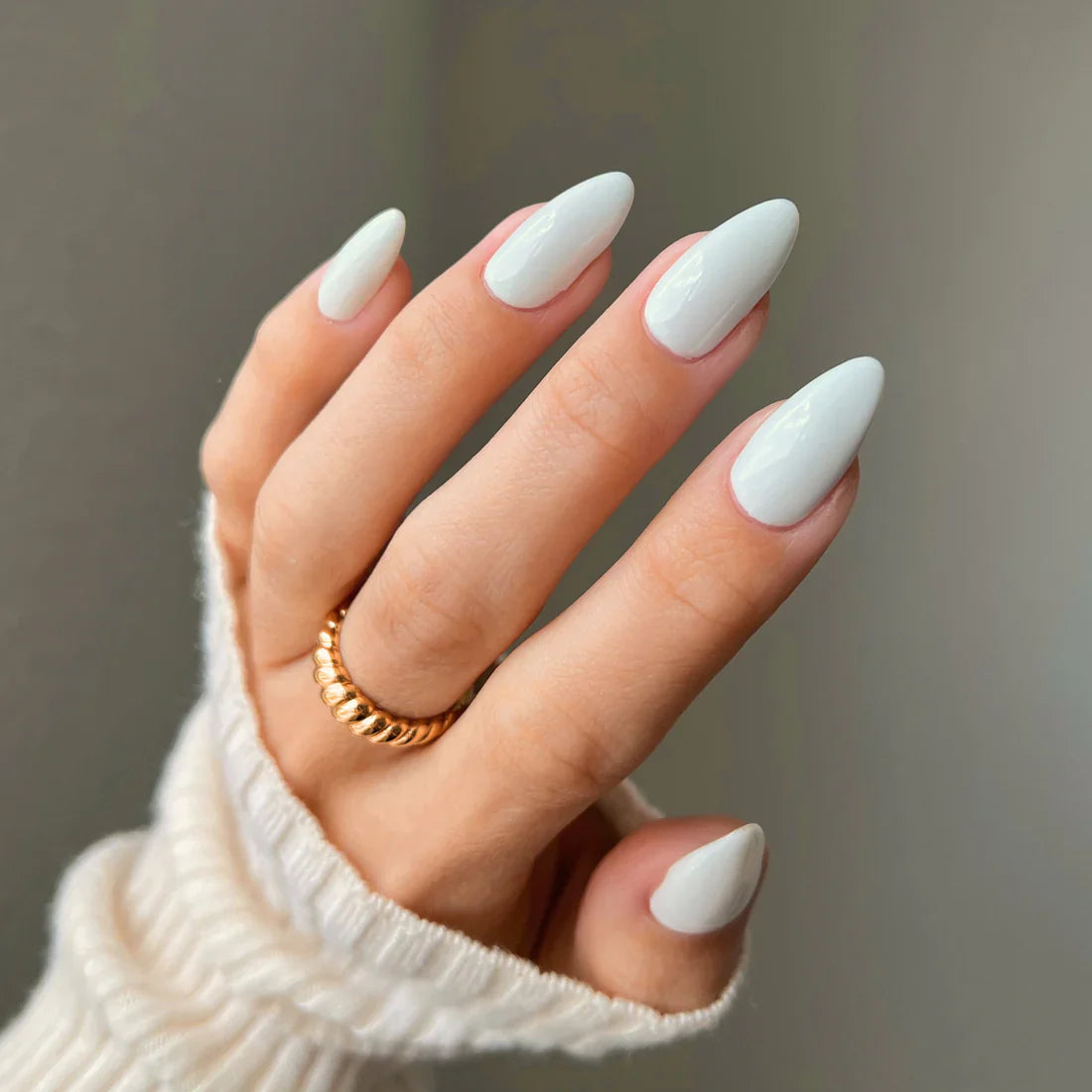 DND Diva Matching Polish Set Gel & Lacquer - #38 Smokey White